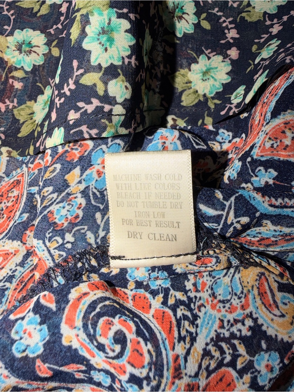 Very J Floral Paisley Open Front Kimono Cover Up Size Medium - Picture 9 of 9